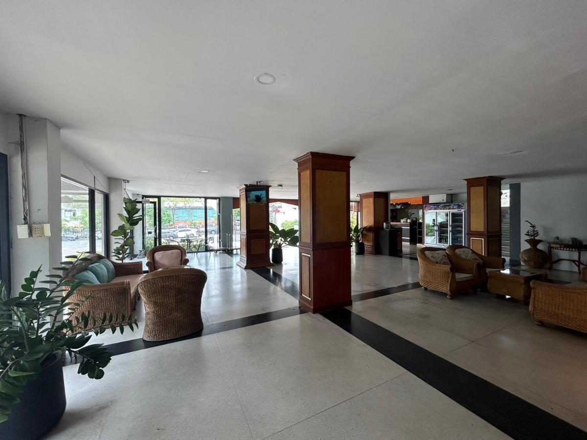Bordin Hotel Ubon Ratchathani Extérieur photo