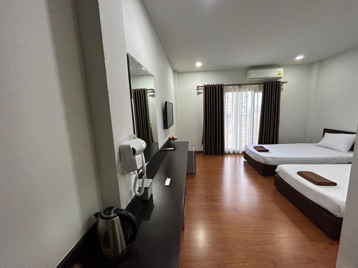 Bordin Hotel Ubon Ratchathani Extérieur photo