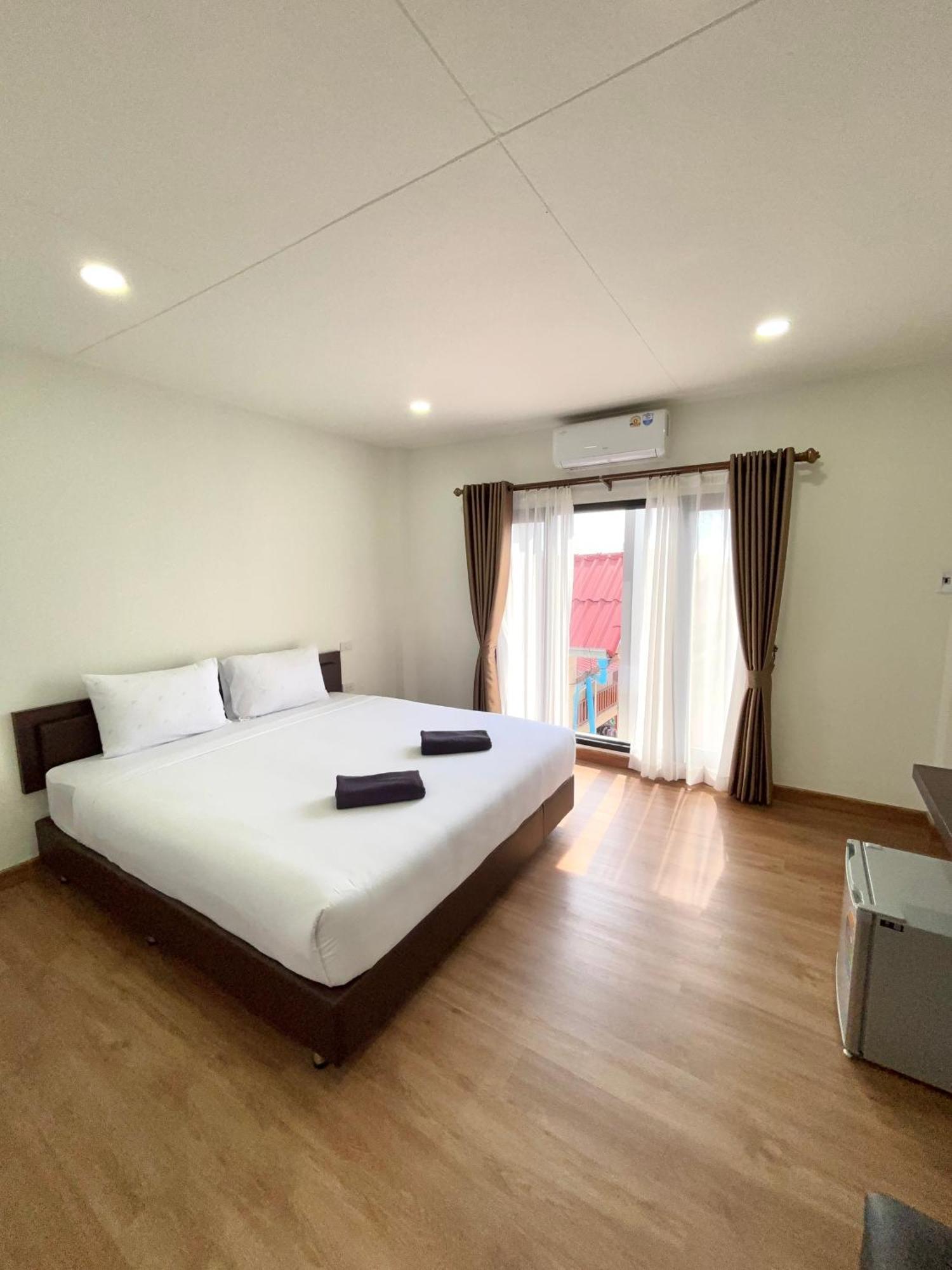 Bordin Hotel Ubon Ratchathani Extérieur photo