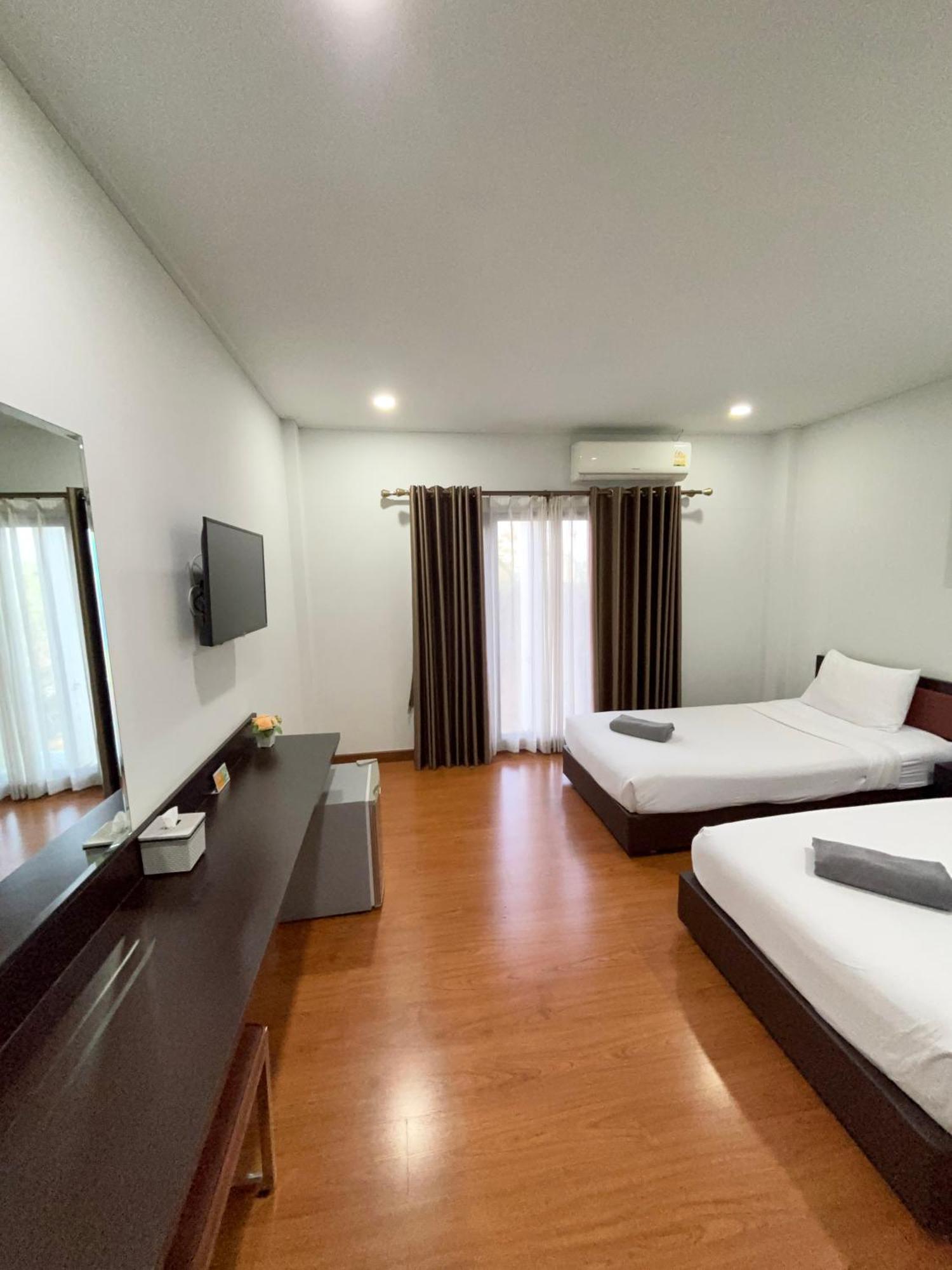 Bordin Hotel Ubon Ratchathani Extérieur photo