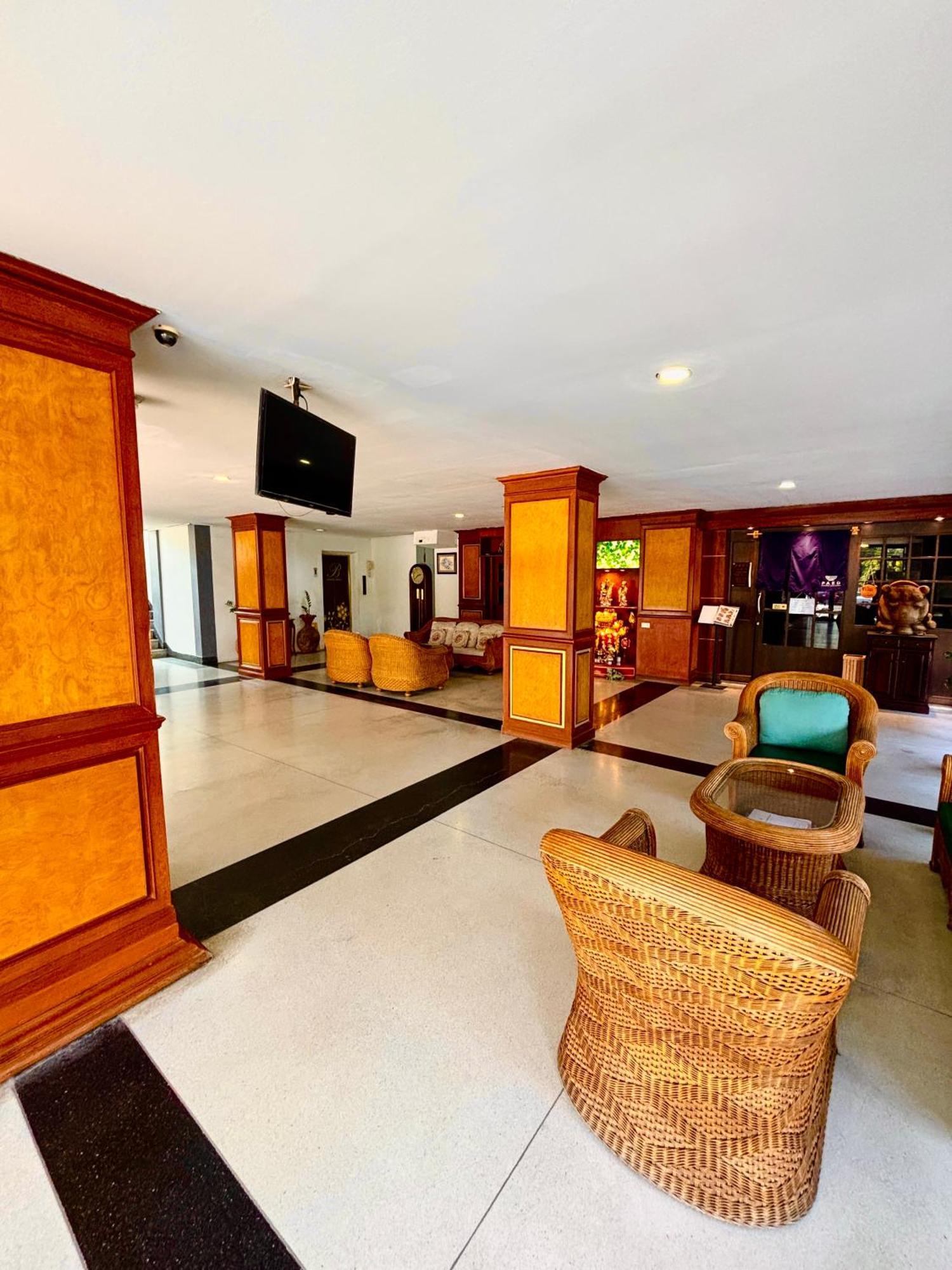 Bordin Hotel Ubon Ratchathani Extérieur photo