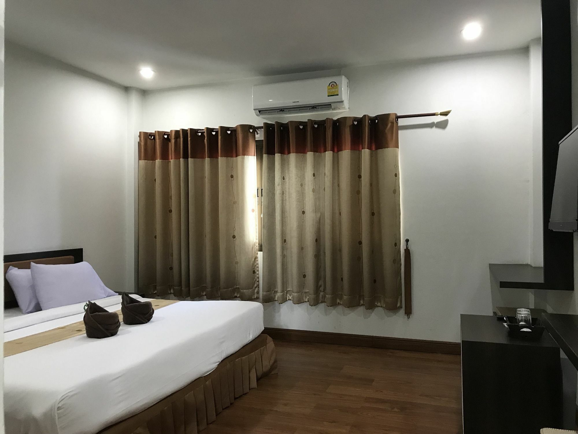 Bordin Hotel Ubon Ratchathani Extérieur photo